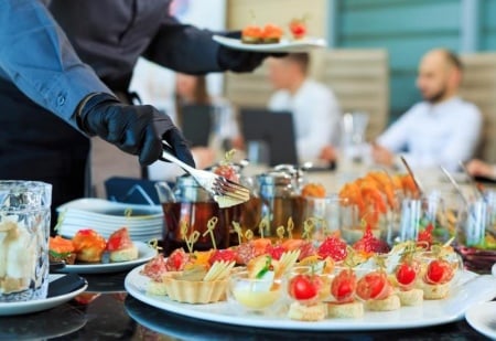 Pourquoi choisir un traiteur d'entreprise professionnel &agrave; Erstein ?