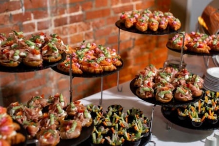 L'art du buffet traiteur &agrave; Erstein pour impressionner vos invit&eacute;s